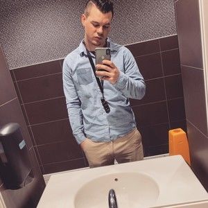 Meet your Posher, Jason